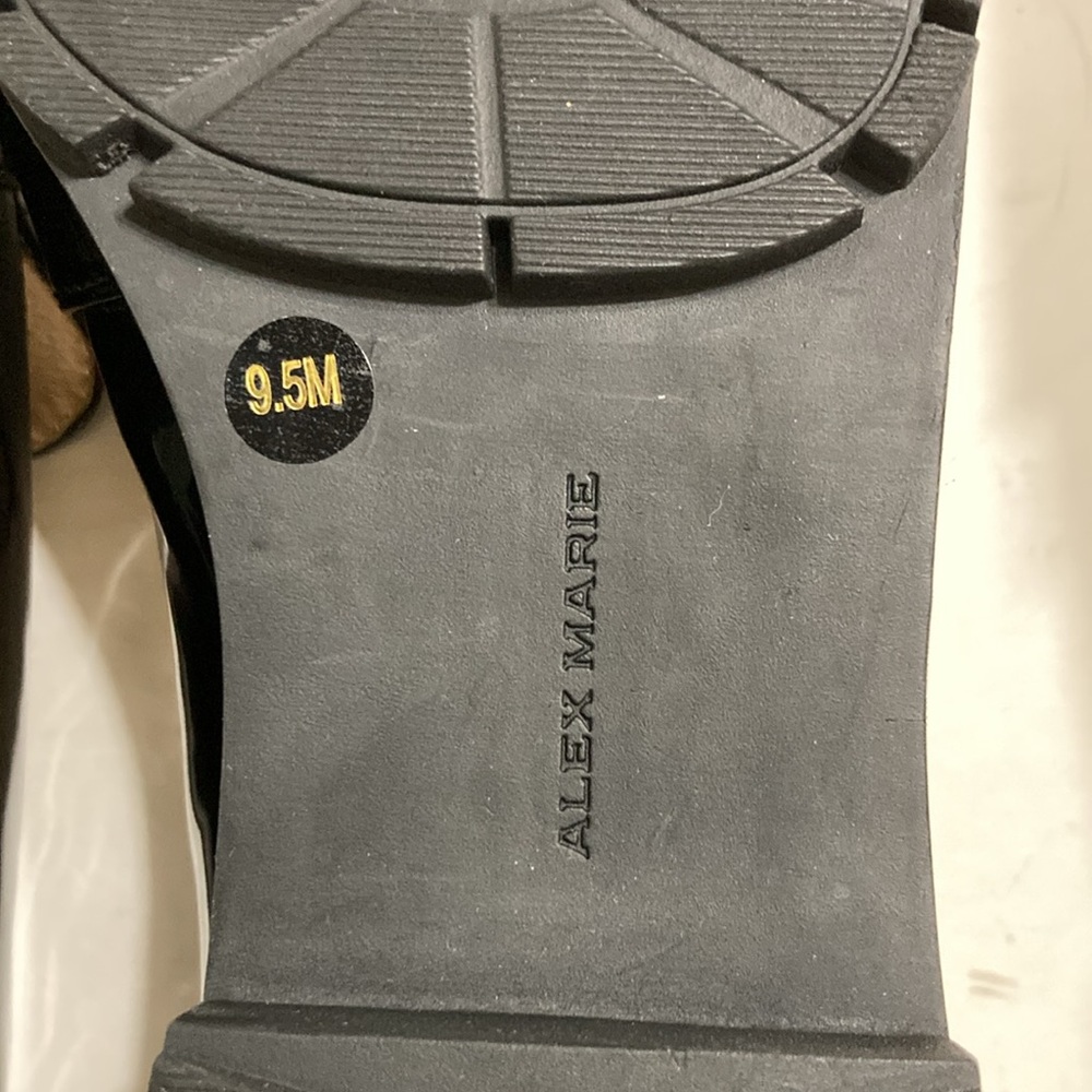 🔳 Alex Marie 🔳 Black Patent Leather Loafers with Pearl Accents  Size 9.5 - Picture 10 of 13